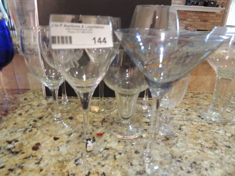 lot 144 image: GLASSWARE