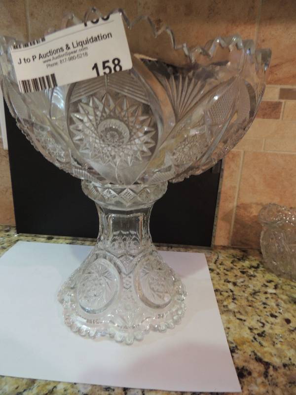 lot 158 image: GLASSWARE