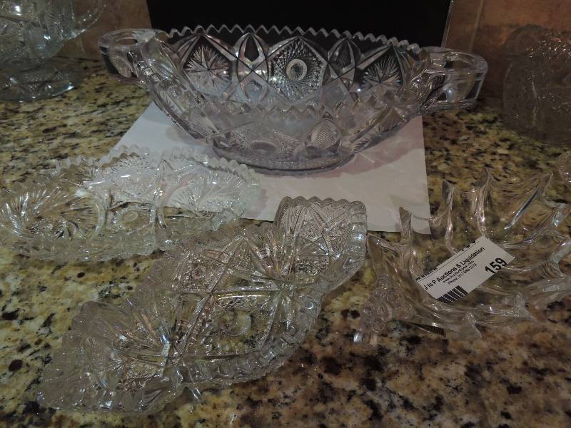 lot 159 image: GLASSWARE