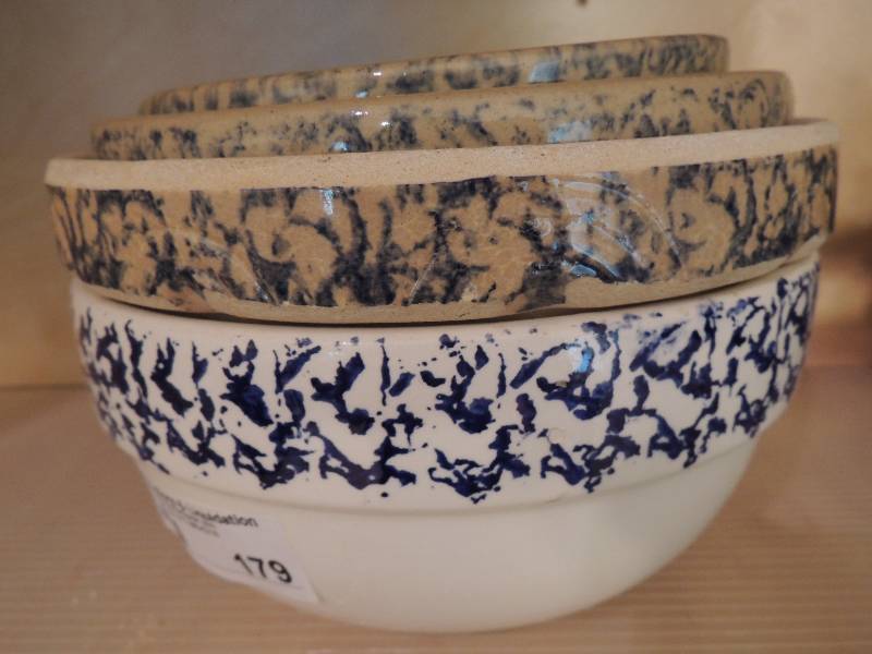 lot 179 image: POTTERY