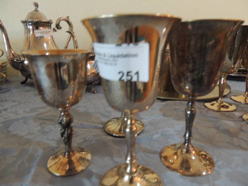 lot 251 image: SILVERPLATE