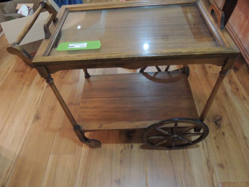 lot 270 image: Baker Furniture