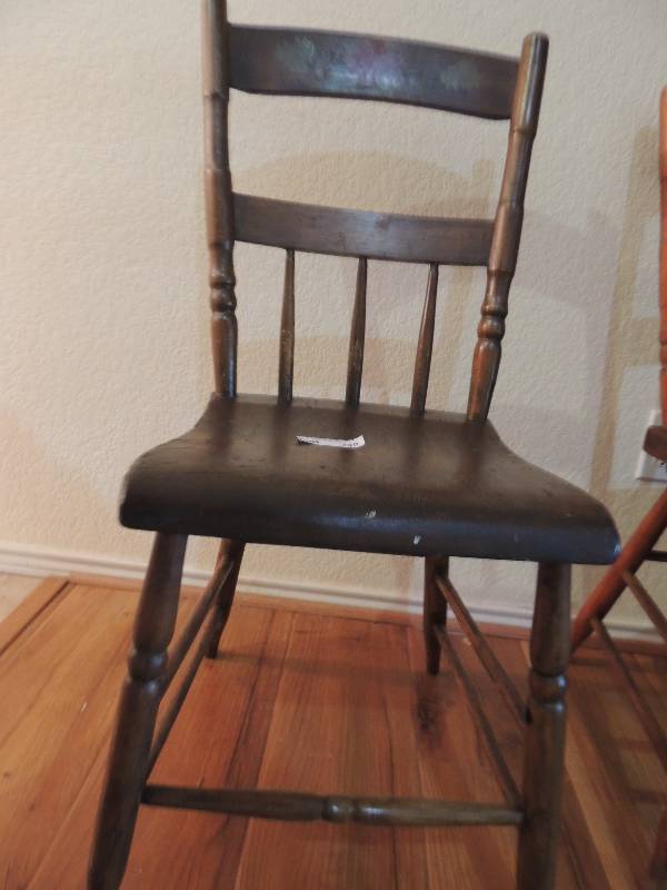 lot 330 image: ANTIQUE