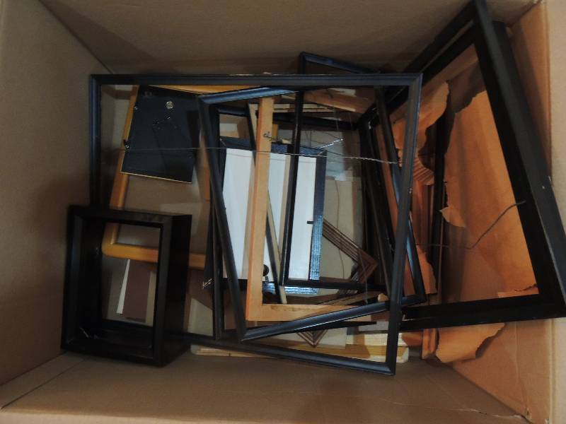 lot 332 image: FRAMES