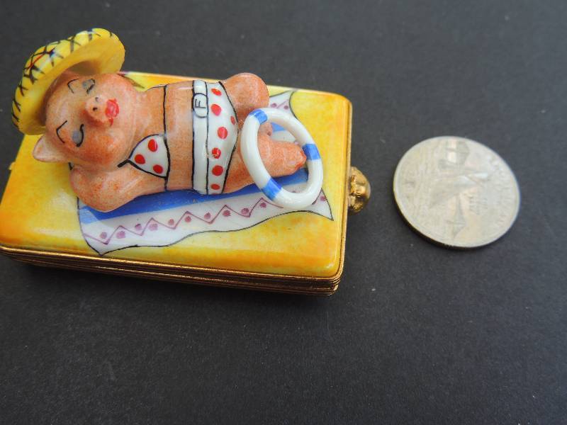 lot 295 image: LIMOGES