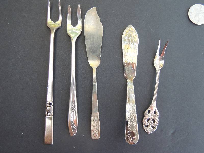 lot 296 image: SILVERPLATE
