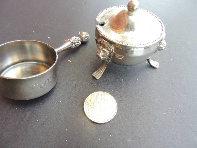 lot 284 image: ANTIQUE