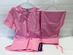lot 52 image: New Sivvan Unisex Scrubs Set - Classic V-Neck Top & Drawstring Pants Size M - Pink