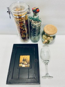 lot 71 image: Lot of 5 - Kitchen & Household Items - In Quantity, Color & Condition As Shown