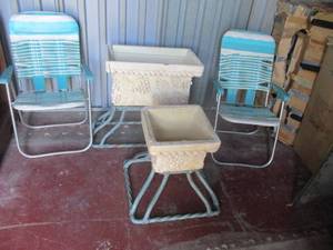 lot 35 image: 2-Grapevine design garden planters on heavy twisted metal frames and 2-folding yard chairs