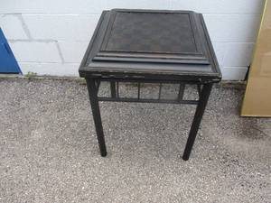 lot 16 image: Bombay Company End Table Top With Checkerboard Design With Lift Top Hidden Compartment On Metal Frame