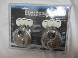 lot 30 image: 4-New Chateau Twin Pack #C970-2 Maximum Security Rd. Disk Locks With 3-Keyed alike Keys Ea., (8-Locks). 4-X Money