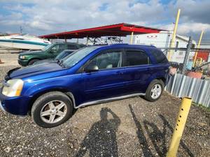 lot 10 image: 2005 Equinox SUV - Vin# 2CNDL73F756058831 - No Battery - Unknown running condition- Come and Preview - NO TITLE - Buyer will need to apply for lost or Bonded title. - SOLD AS IS