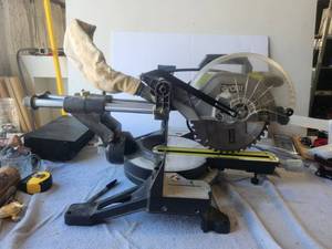lot 3 image: Ryobi compound Mitre saw