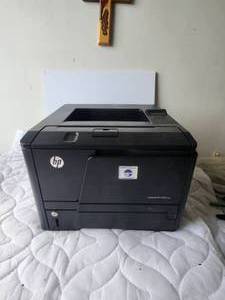 lot 27 image: HP Printer