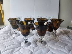 lot 15 image: Selection of goblet glasses