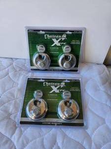 lot 31 image: Chateau Xtype twin pack locks