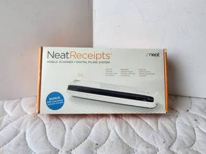 lot 34 image: Neat Receipts mobile scanner
