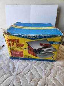 lot 45 image: 7-inch bench tile saw