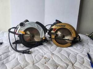 lot 70 image: Pair of circular saws