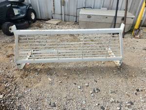 lot 95 image: Pickup truck haedache rack