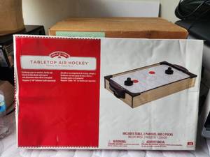 lot 83 image: Tabletop air hockey game