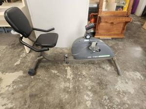 lot 106 image: Level 1 Fitness exercise bike