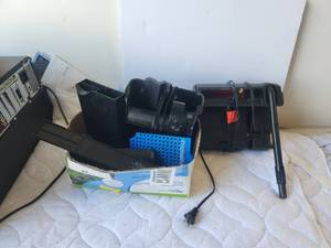 lot 141 image: Selection of fish tank filters