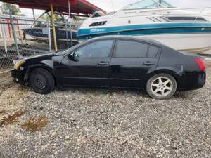lot 115 image: NISSAN car - Vin#1N4BA41E06C861327- no key or title - being sold as abandoned with auction lien - unit 231 - WILL NEED TO APPLY FOR LOST OR BONDED TITLE
