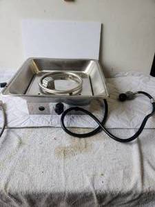 lot 209 image: Outside kitchen propane burner-cooking station