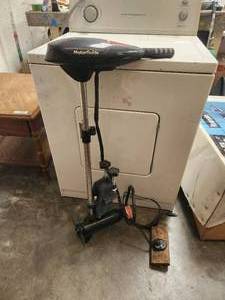 lot 260 image: MotorGuide trolling motor