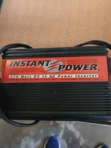 lot 236 image: Instant power DC to AC converter