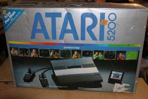 lot 2 image: Artari 5200 In Box
