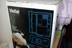 lot 40 image: Vintage, Vivitar Slide Projector Untested