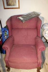lot 28 image: Red Wingback Reclining Chair and Sagging Seat Firmer