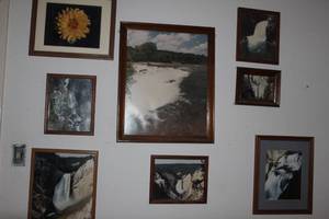 lot 122 image: Quantity of Framed Scenery Photos