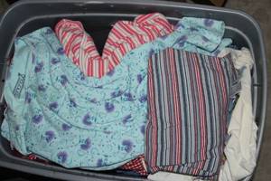lot 141 image: Womens Clothing in style and color as shown