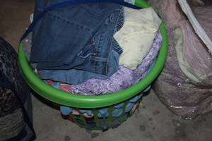 lot 158 image: Laundry Basket full of Ladies Plus Size Clothing