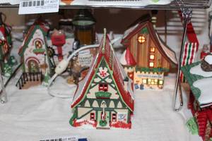 lot 215 image: Vintage Studio 56 Hand Painted Porcelain Christmas Village Piece