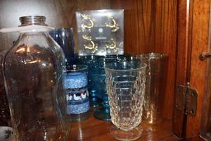 lot 283 image: Glass lot, Clear Glass, Blue Tea Glasses, Clear Glass Vintage Jug