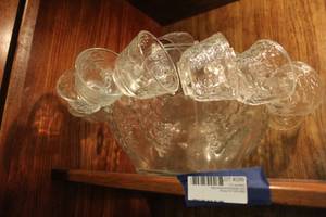 lot 286 image: Punch Bowl and Glasses,