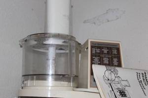 lot 340 image: Vintage Food Processor
