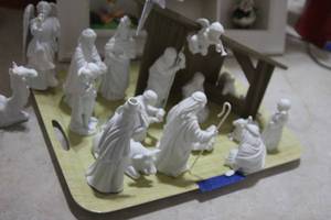 lot 210 image: Vintage White Porcelain Nativity Set Pictured as shown