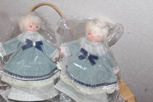 lot 248 image: Craft Lovers Lot, Tons of Angels to be made, everything you need is right here