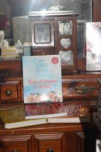 lot 263 image: South Beach Diet Cookbooks and Jewelry Box as Shown