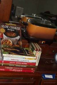 lot 268 image: Vintage Electric Roasting Pan and Cook Books