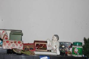 lot 394 image: Japanese Items, Purse and Sandals, Jewlery box, Coasters, Fan See Photos