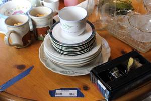 lot 360 image: Misc Kitchen Dishes