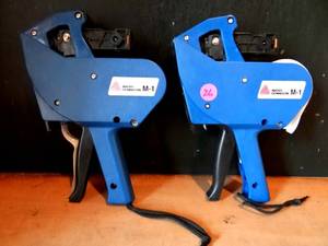 lot 26 image: Avery dennison M1 Single Line Marking Price Labeler - (2X$)