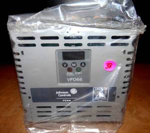 lot 38 image: NEW Johnson Controls VFD66 VFD66CAA-2 Variable Frequency Fan Speed Control